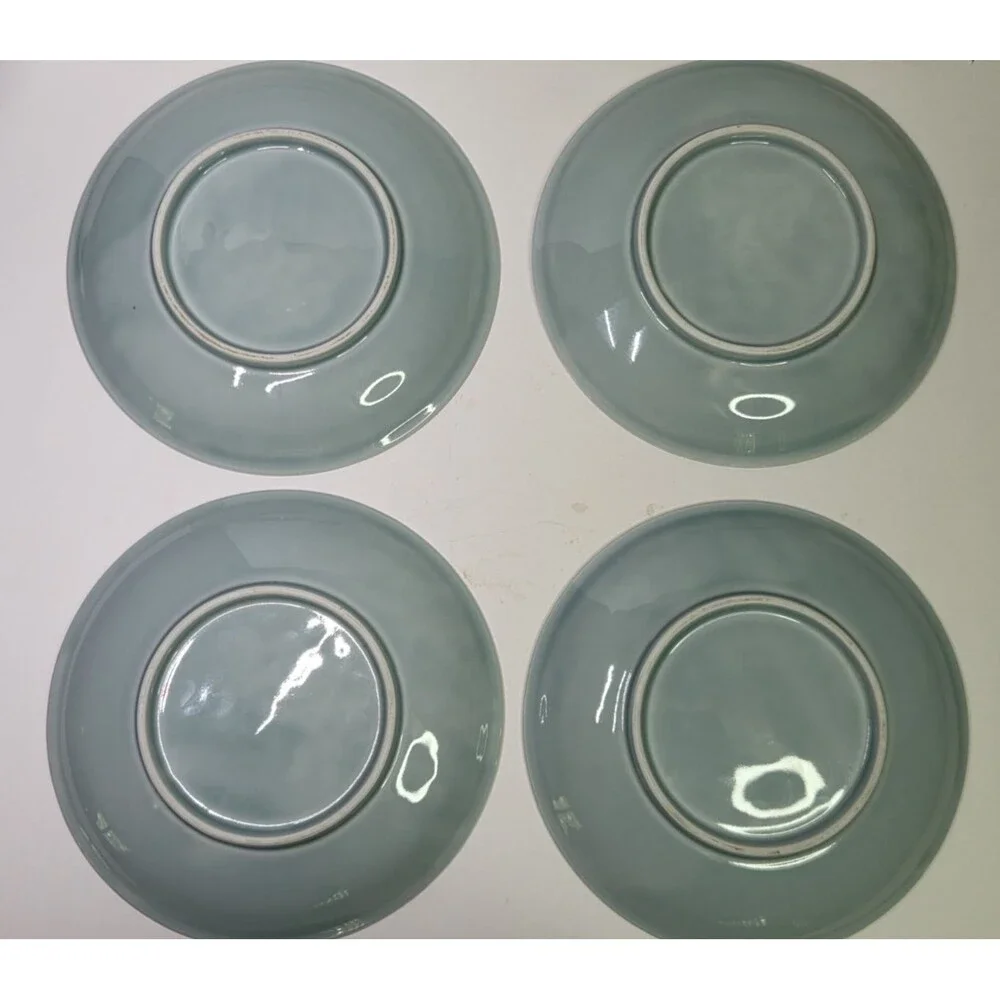 Set of 4 Japanese Celadon Floral Vine Dinner Plates 10
